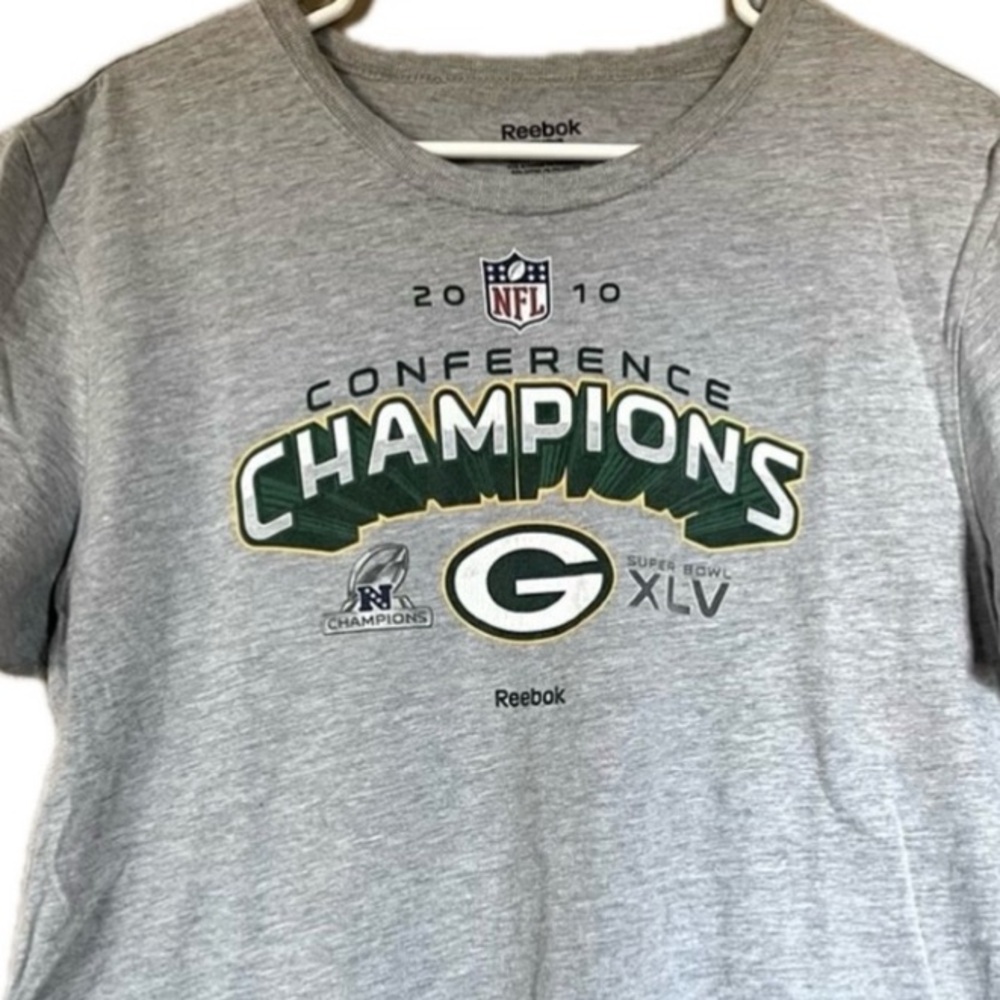 Reebok Green Bay Packer 2010 Conference Champions tshirt. Women’s size XL